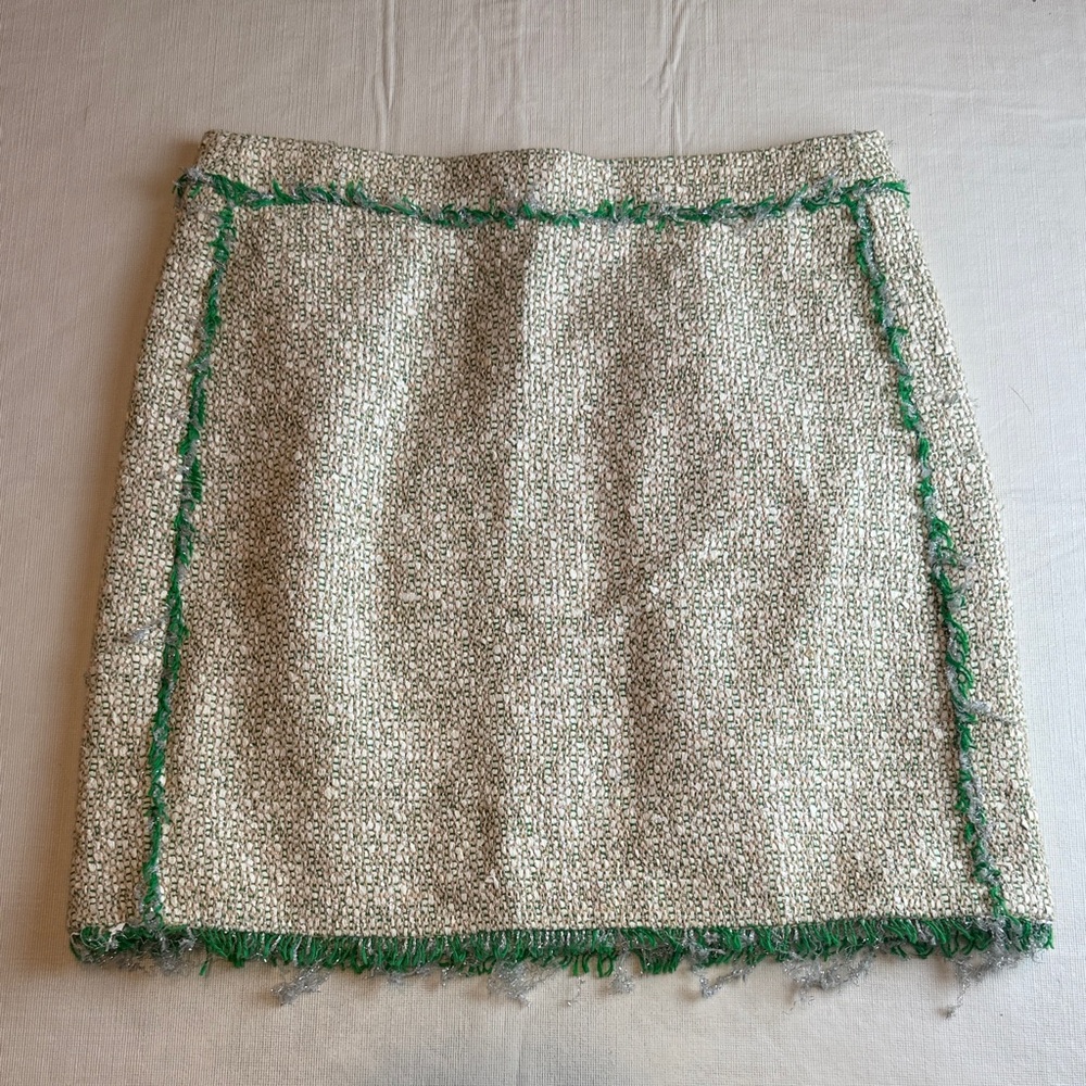 J. Crew Women's Cream Green Trim Tweed Mini Skirt Lined Back Zip Size 00